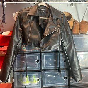 Women’s crop moto faux leather jacket